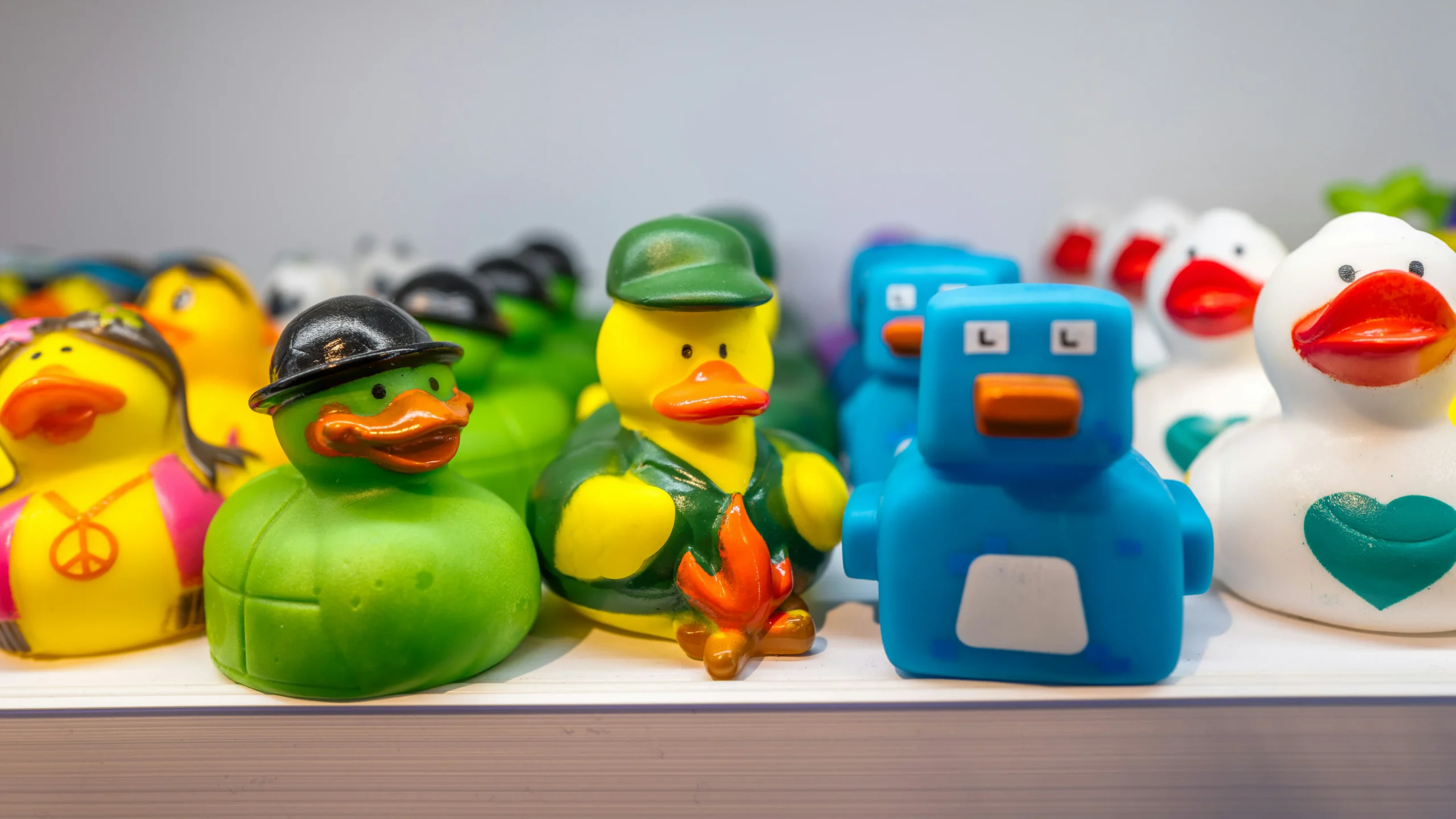comparing rubber duck supplier quotes
